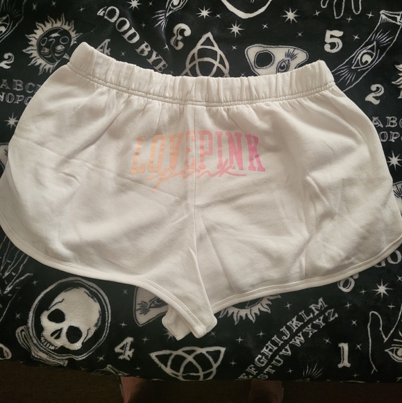 Vs pink varsity shorts~xl. - Picture 4 of 11